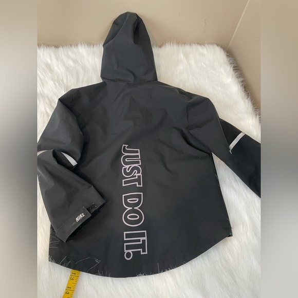 Nike Just Do It Black Hooded Windbreaker Jacket 6 - Picture 2 of 11